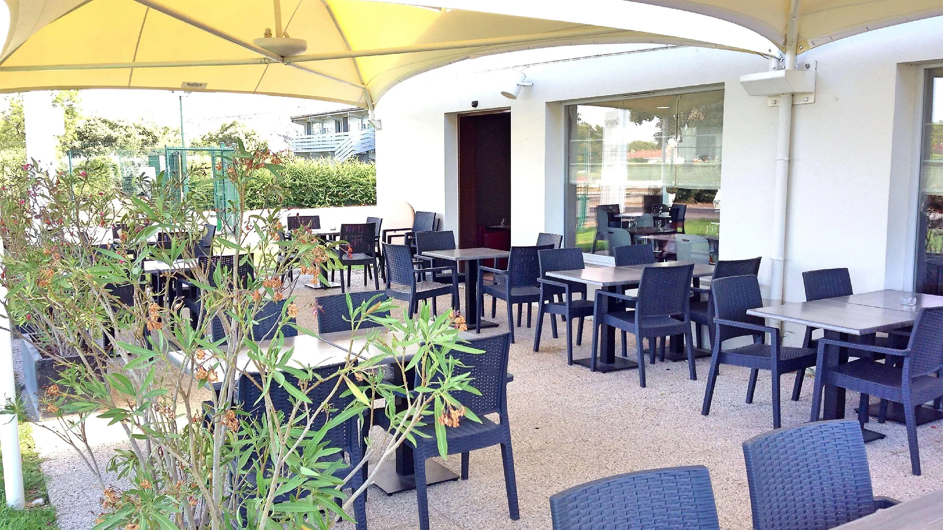Campanile Bollene A7 Hotel 3*,  France